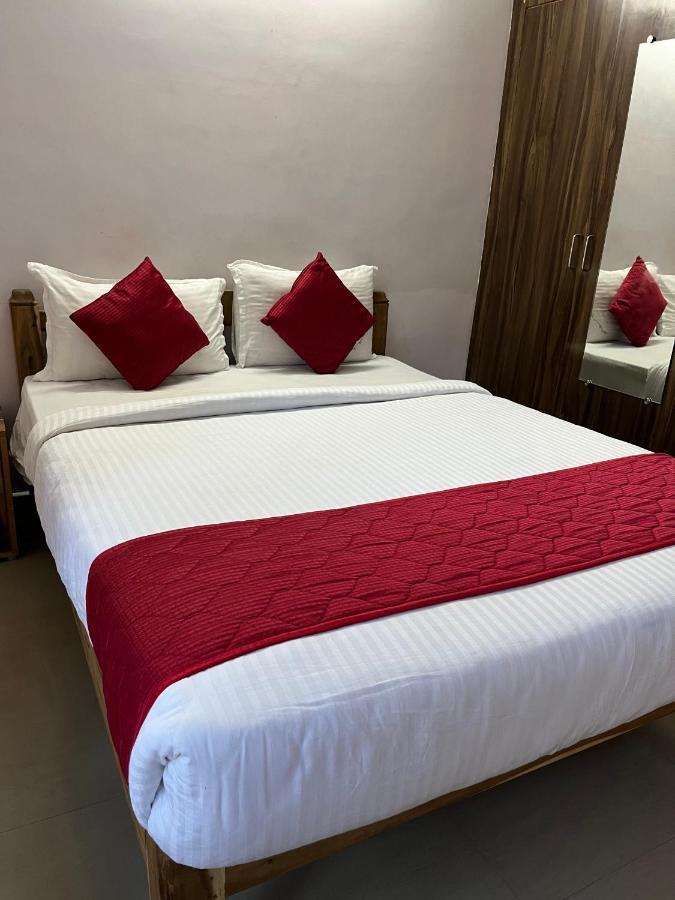Pūrnānkuppam Tulip Villa 3Bhk 2Bhk And 1Bhk Located Near Chunnambar Boat House And Paradise Beach מראה חיצוני תמונה
